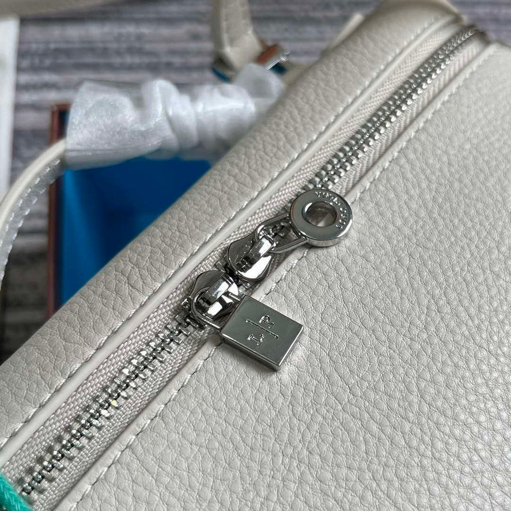 Loro Piana FAI8393 Extra Pocket Pouch L19 White