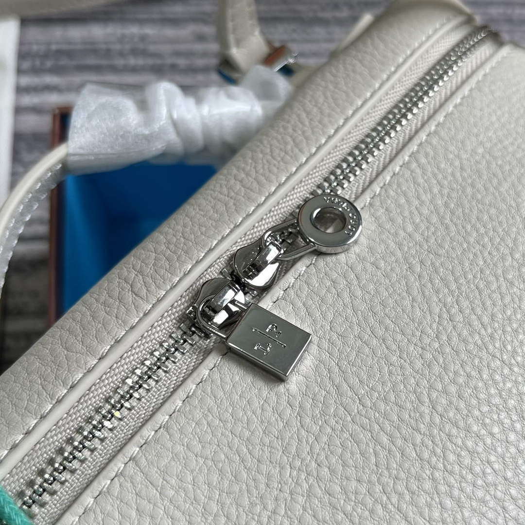 Loro Piana FAI8393 Extra Pocket Pouch L19 White