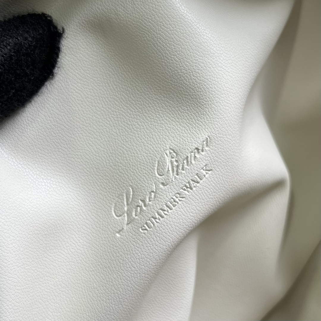 Loro Piana FAI8393 Extra Pocket Pouch L19 White