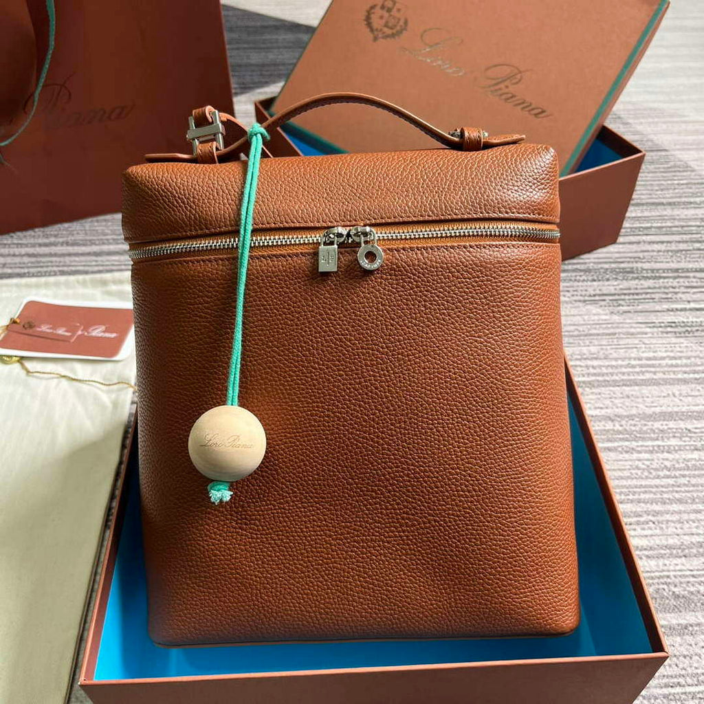 Loro Piana FAM6491 Extra Pocket Backpack L23.5 Brown