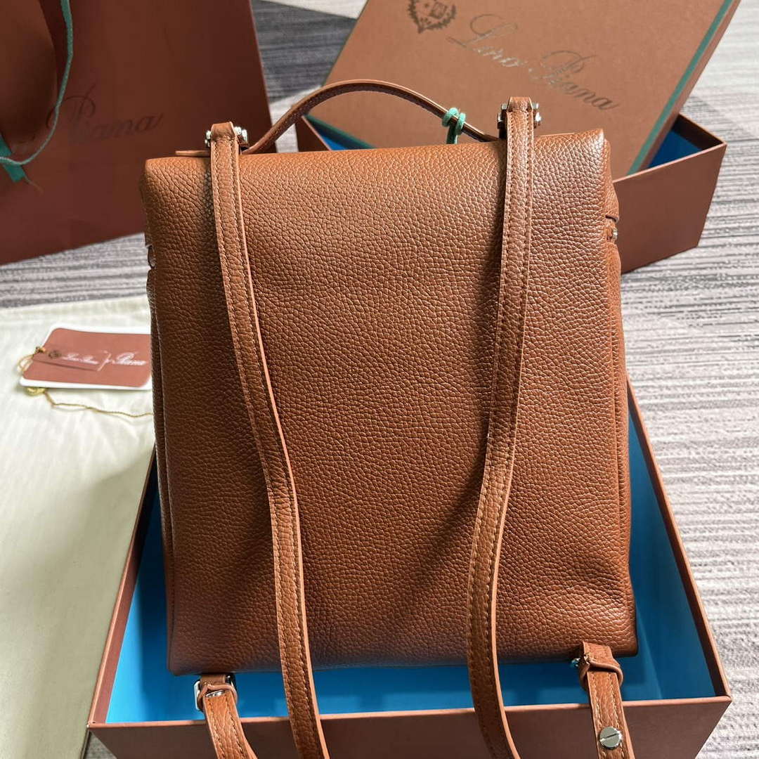 Loro Piana FAM6491 Extra Pocket Backpack L23.5 Brown