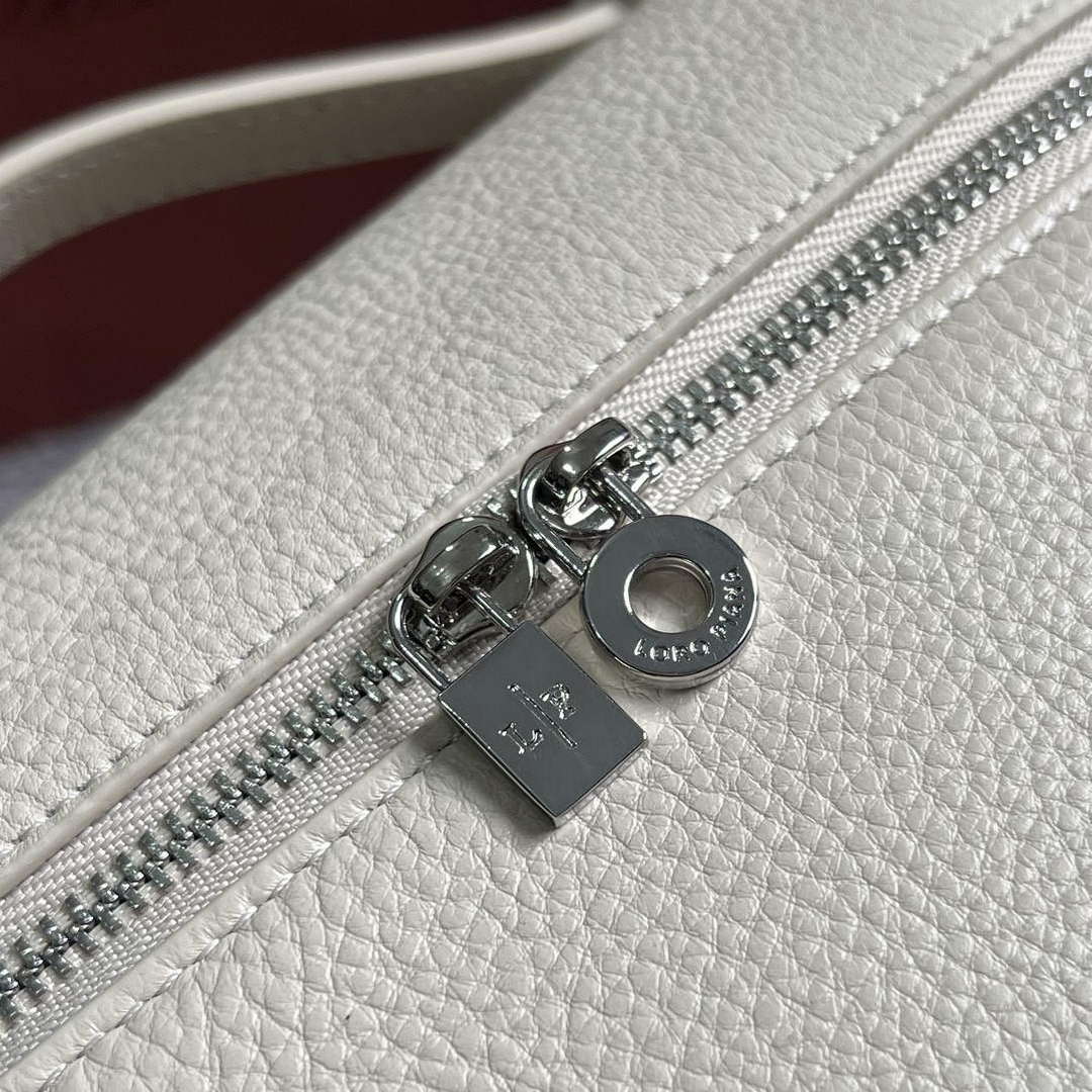 Loro Piana FAM6491 Extra Pocket Backpack L23.5 White