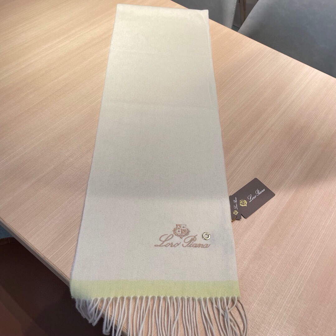 Loro Piana Scarves Designer Classic Cashmere Scarf LP57824