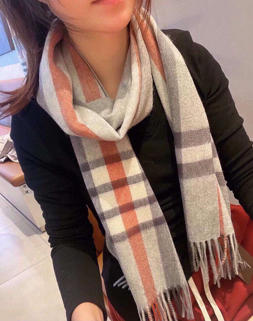 Loro Piana Scarves Designer Classic Cashmere Scarf LP57828