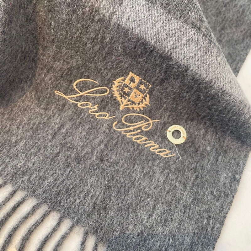 Loro Piana Scarves Designer Classic Cashmere Scarf LP57832