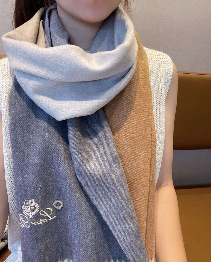 Loro Piana Scarves Designer Classic Cashmere Scarf LP57834