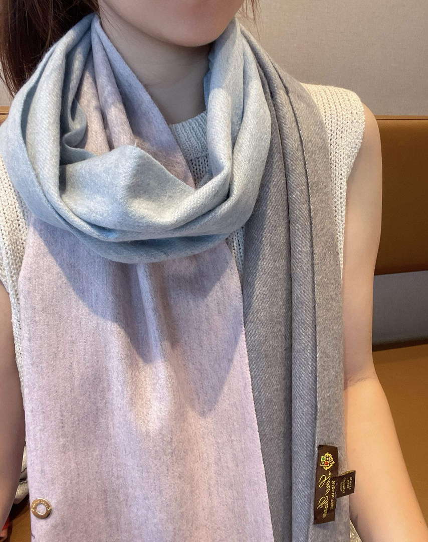 Loro Piana Scarves Designer Classic Cashmere Scarf LP57835