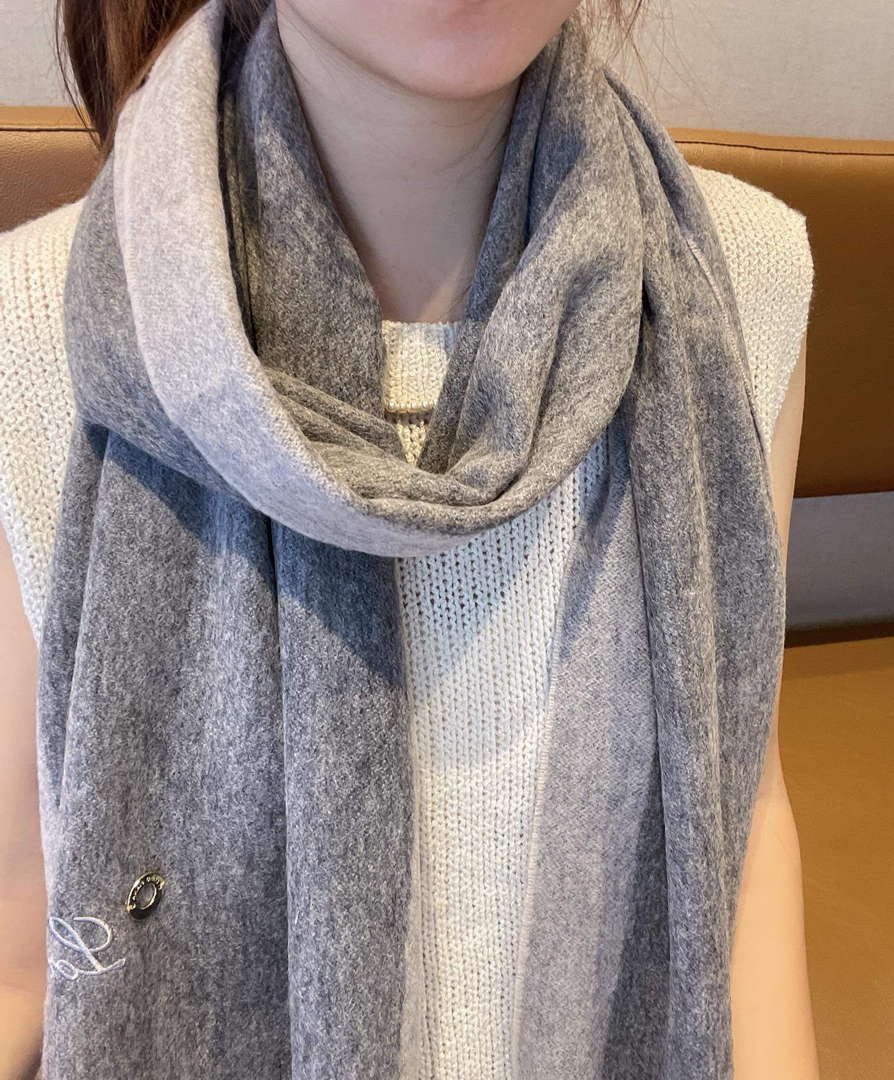 Loro Piana Scarves Designer Classic Scarf LP57822