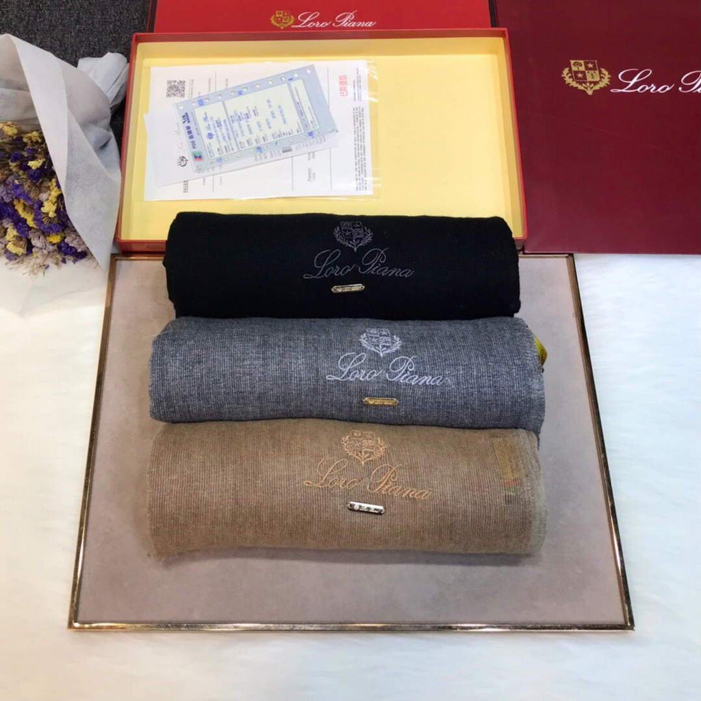 Loro Piana Scarves Designer Loro Piana Shawl Scarf 53003