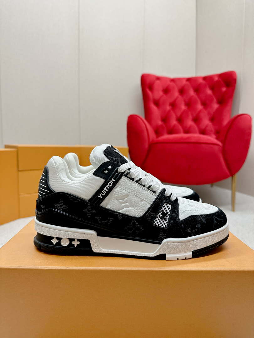 Louis Vuitton 1A9JG2 Men Women's LV Trainer Sneaker L62484