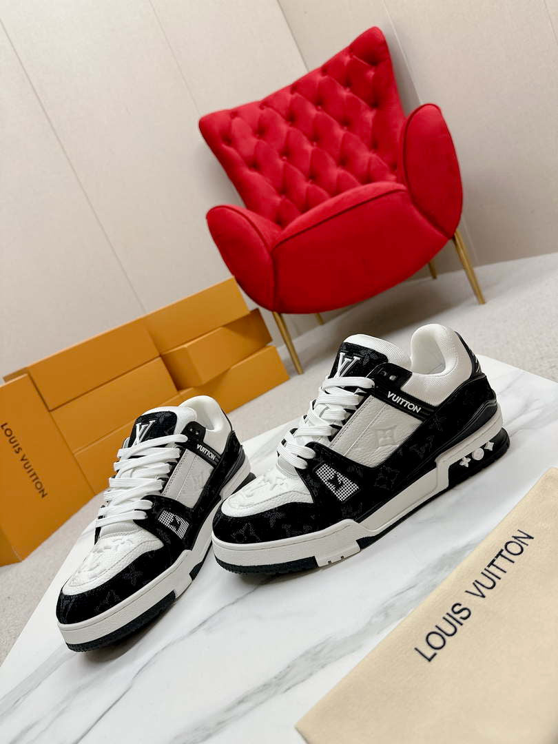 Louis Vuitton 1A9JG2 Men Women's LV Trainer Sneaker L62484