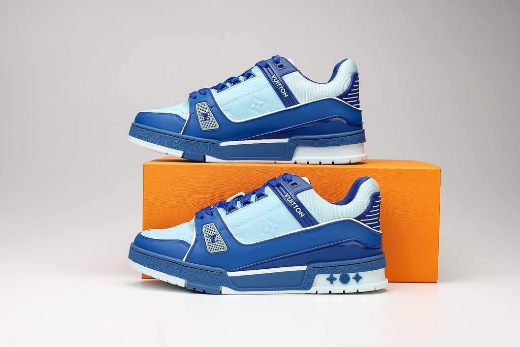Louis Vuitton 1A9PZS  Women Men's  LV Time Out Sneaker M60023