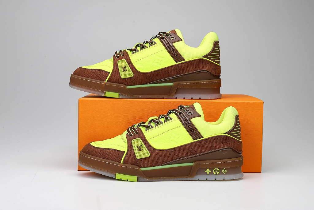 Louis Vuitton 1A9PZS  Women Men's  LV Time Out Sneaker M60026