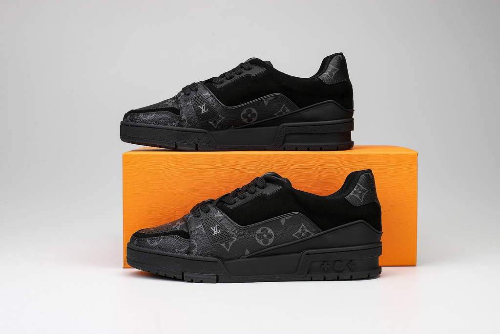 Louis Vuitton 1A9PZS  Women Men's  LV Time Out Sneaker M60046