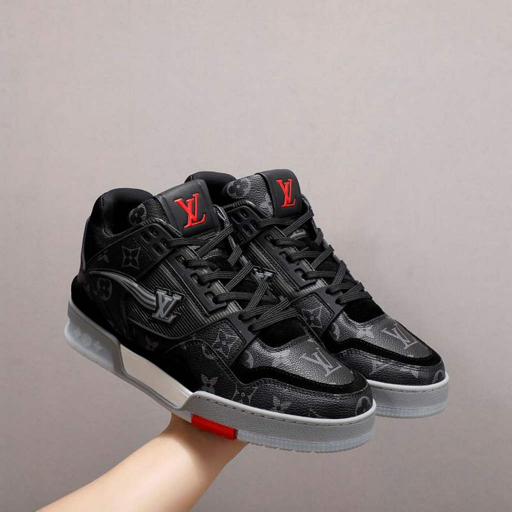 Louis Vuitton Women Men's  LV Time Out Sneaker M60058 - Male-39 - View 1