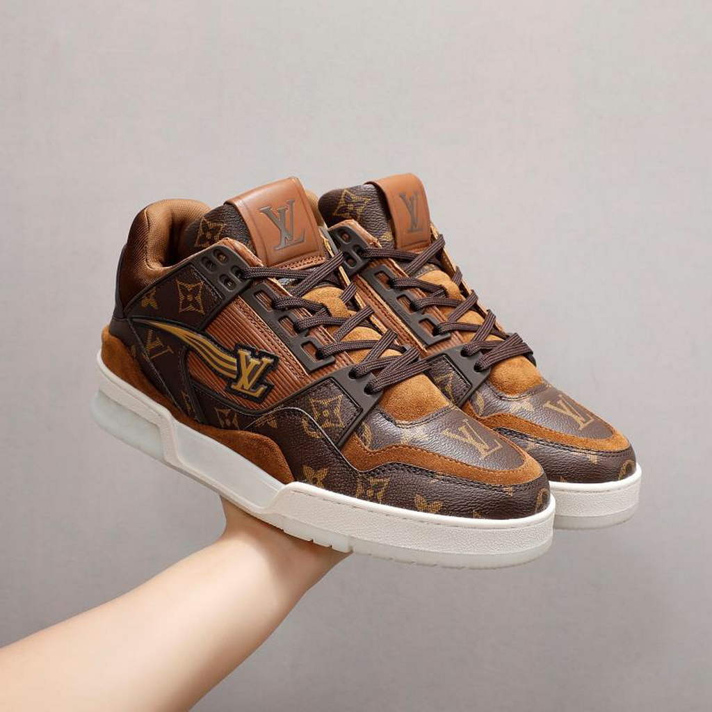 Louis Vuitton Women Men's  LV Time Out Sneaker M60059 - Male-39 - View 1