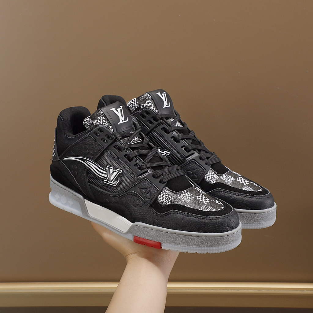 Louis Vuitton Women Men's  LV Time Out Sneaker M60064 - Male-39 - View 1