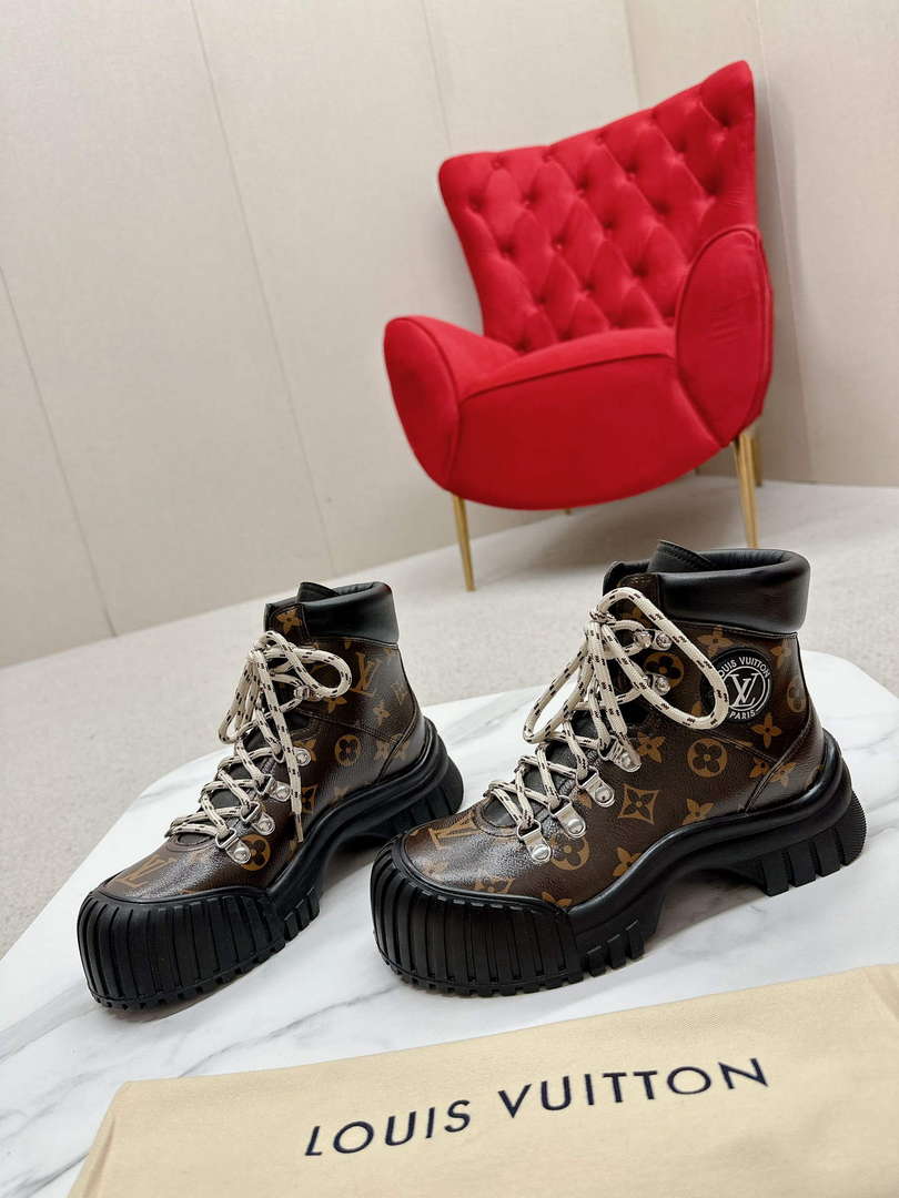 Louis Vuitton 1AALYG Women's Ruby Flat Ranger Boot L62353