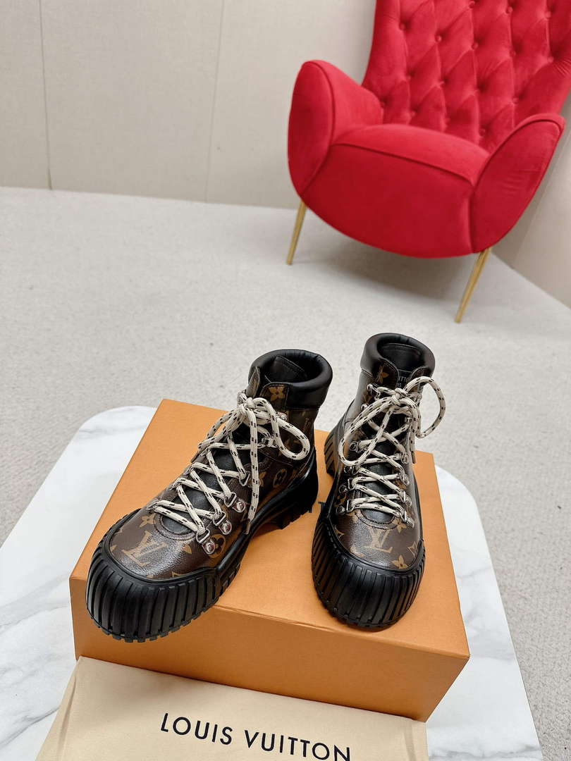 Louis Vuitton 1AALYG Women's Ruby Flat Ranger Boot L62353