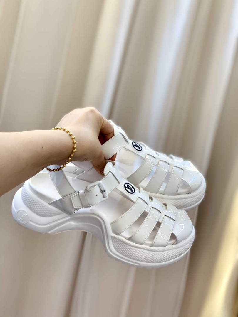 Louis Vuitton 1AB15V LV Archlight Flat Sandals L68382