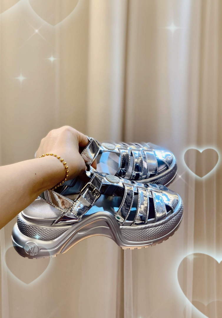 Louis Vuitton 1AB15V LV Archlight Flat Sandals L68383