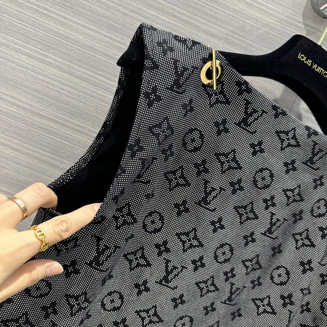Louis Vuitton 1ABCBS Inverted Mahina Monogram Chain Shoulder T-Shirt Dress L33560
