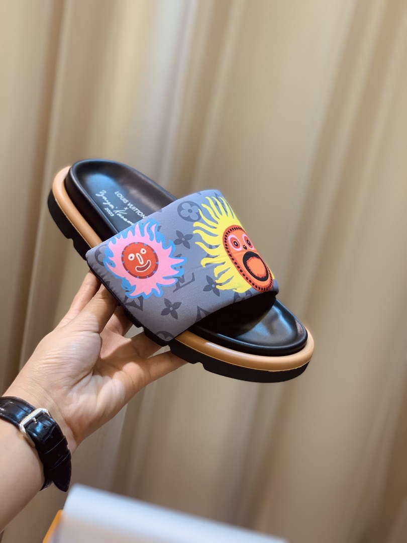 Louis Vuitton 1ABD8T LV x YK Pool Pillow Flat Comfort Mule L68354