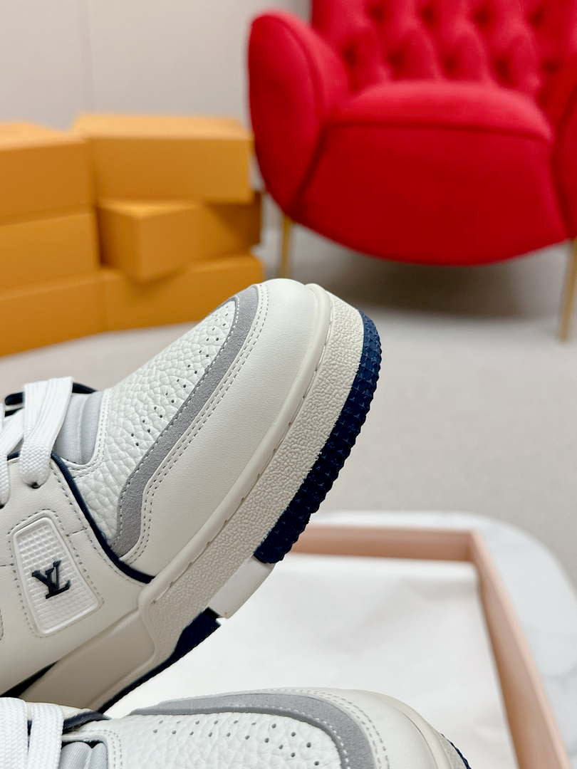 Louis Vuitton 1ABFAF Men Women's LV Trainer Sneaker L62458