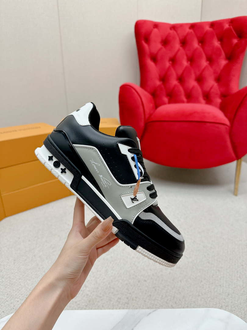 Louis Vuitton 1ABFAF Men Women's LV Trainer Sneaker L62461