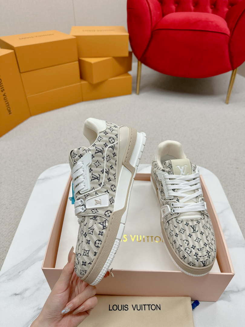 Louis Vuitton 1ABG0H Men Women's LV Trainer Sneaker L62475