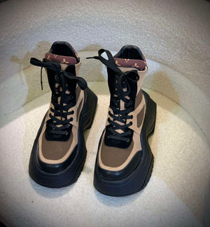 Louis Vuitton 1ABI1J LV Archlight 2.0 Platform Ankle Boot L77530 - 35 - View 1