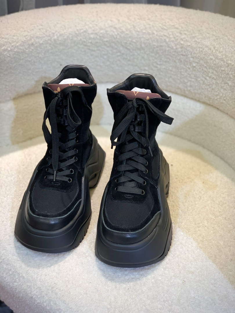 Louis Vuitton 1ABI1J LV Archlight 2.0 Platform Ankle Boot L77531 - 35 - View 1