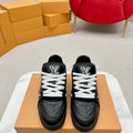 Louis Vuitton 1ABLUR Men Women's LV Trainer Sneaker L62471 - Fmale-Euro 35=US 4 - View 1
