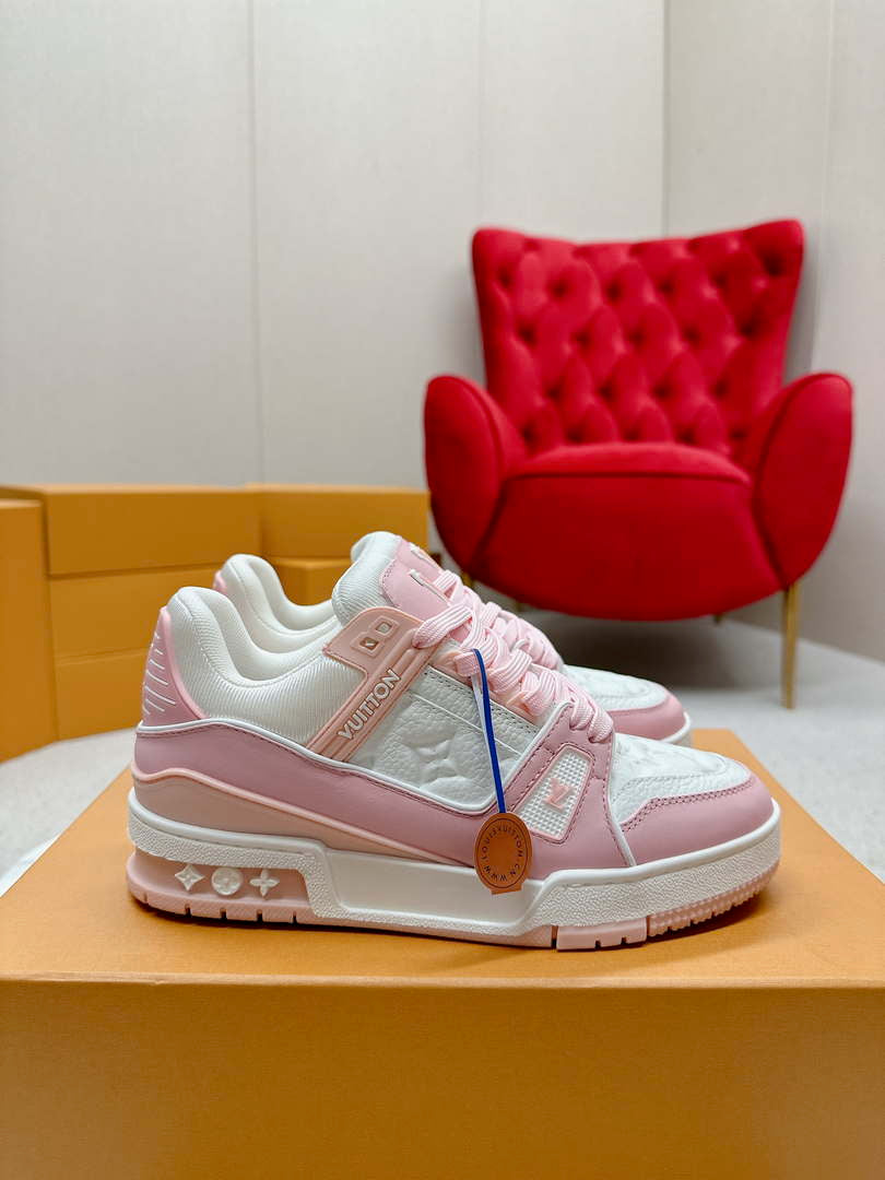 Louis Vuitton 1ABLUR Men Women's LV Trainer Sneaker L62472