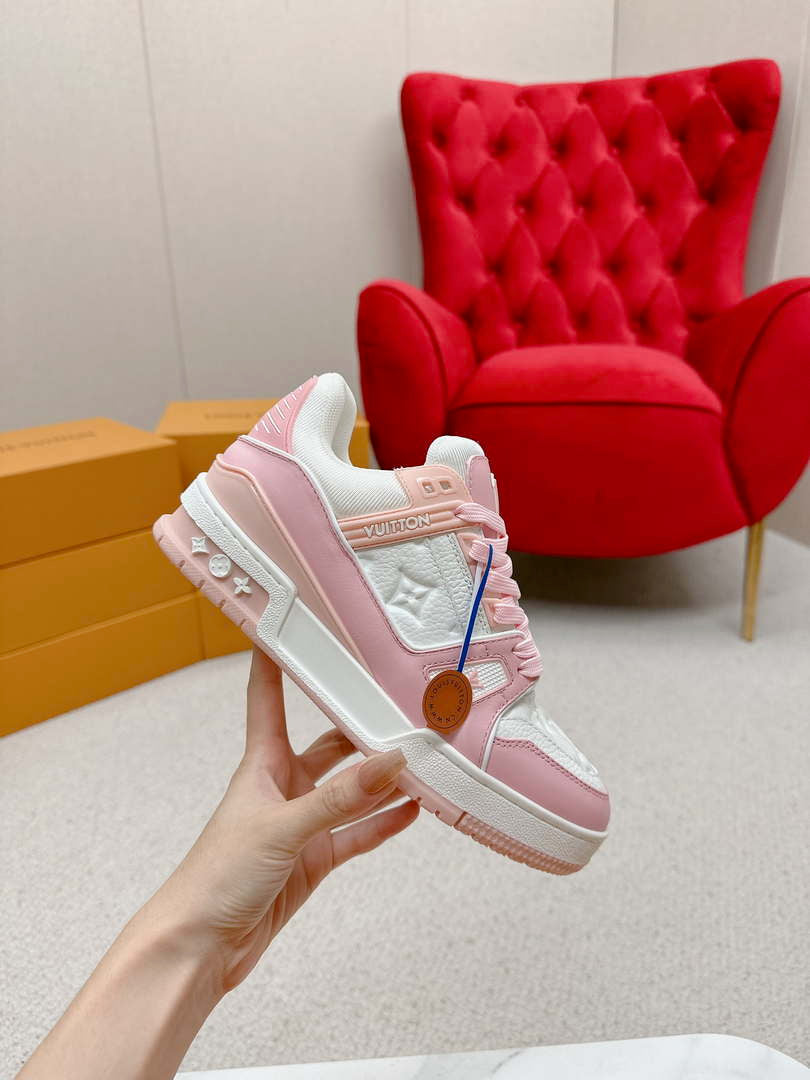 Louis Vuitton 1ABLUR Men Women's LV Trainer Sneaker L62472