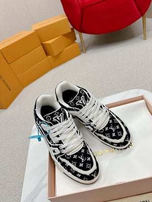 Louis Vuitton 1ABNJP Men Women's LV Trainer Sneaker L62478 - Fmale-Euro 35=US 4 - View 6