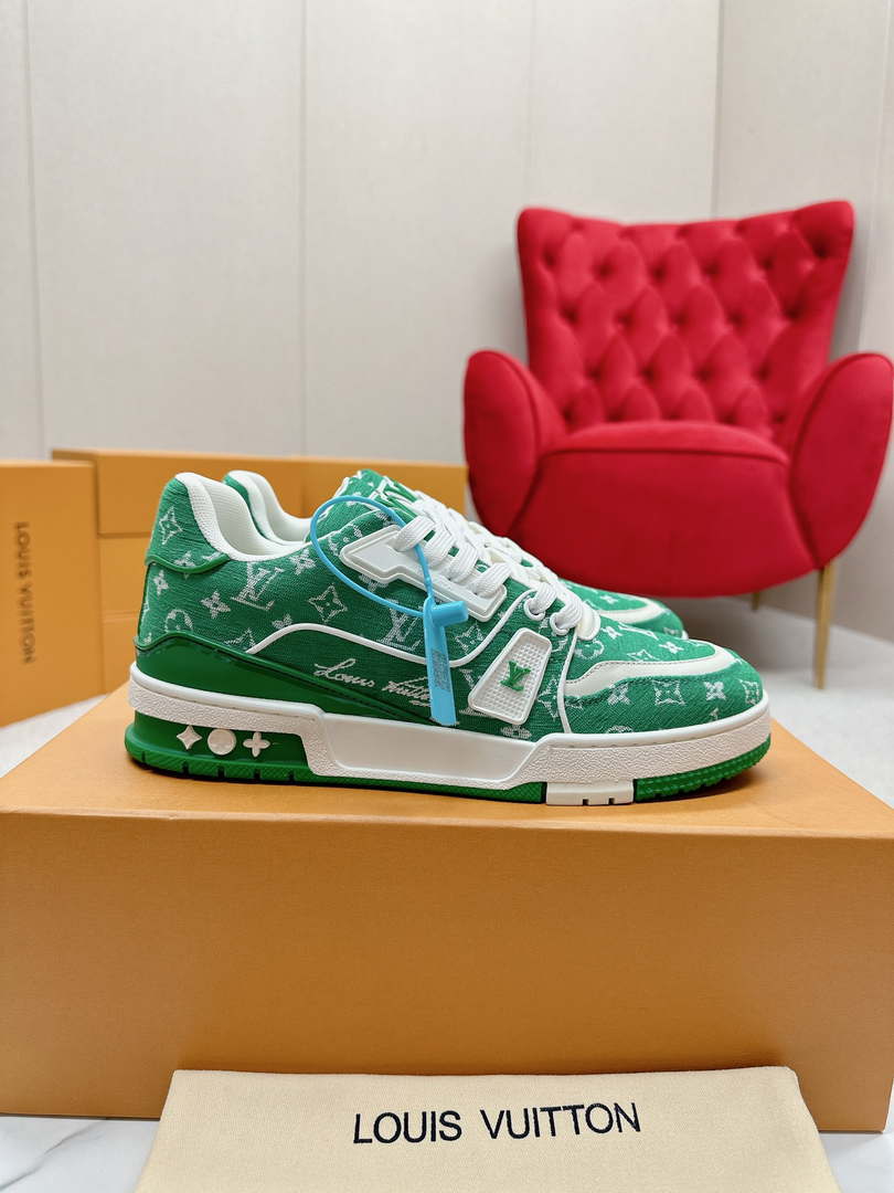 Louis Vuitton 1ABNJP Men Women's LV Trainer Sneaker L62479