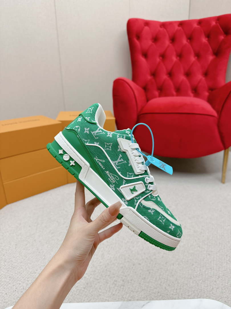 Louis Vuitton 1ABNJP Men Women's LV Trainer Sneaker L62479