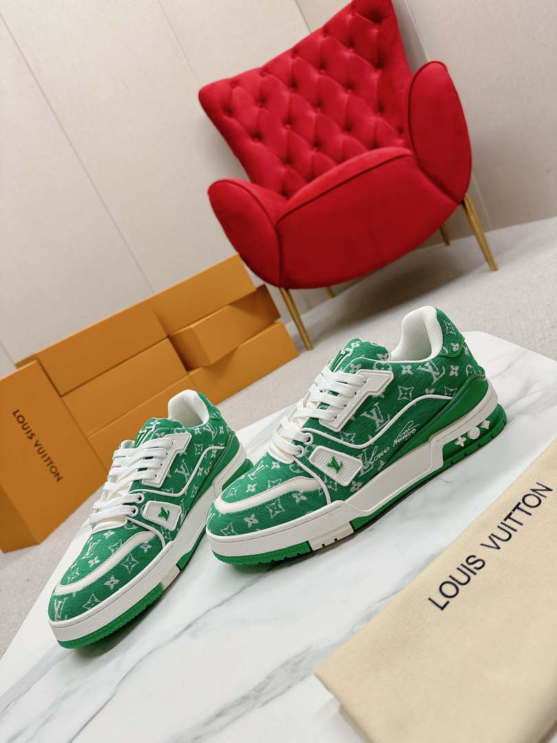 Louis Vuitton 1ABNJP Men Women's LV Trainer Sneaker L62479