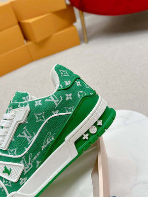 Louis Vuitton 1ABNJP Men Women's LV Trainer Sneaker L62479 - Fmale-Euro 35=US 4 - View 8