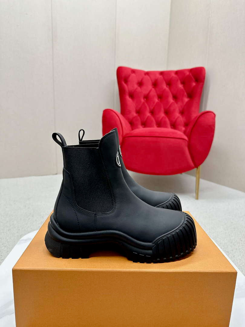 Louis Vuitton 1ABUI3 Women's Ruby Flat Ankle Boot L62361