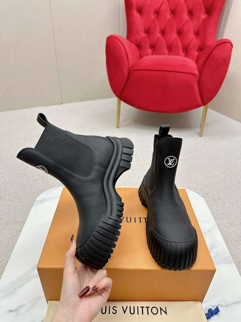 Louis Vuitton 1ABUI3 Women's Ruby Flat Ankle Boot L62361