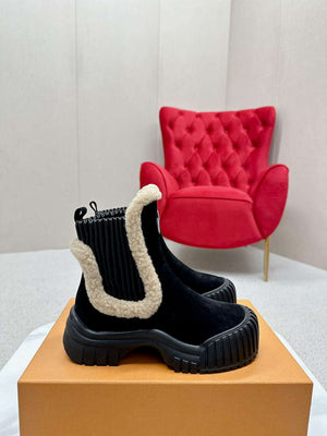 Louis Vuitton 1ABUI3 Women's Ruby Flat Ankle Boot L62362 - US 4=Euro 35 - View 3
