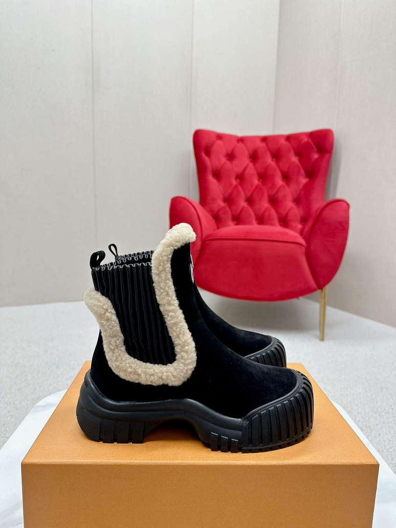 Louis Vuitton 1ABUI3 Women's Ruby Flat Ankle Boot L62362