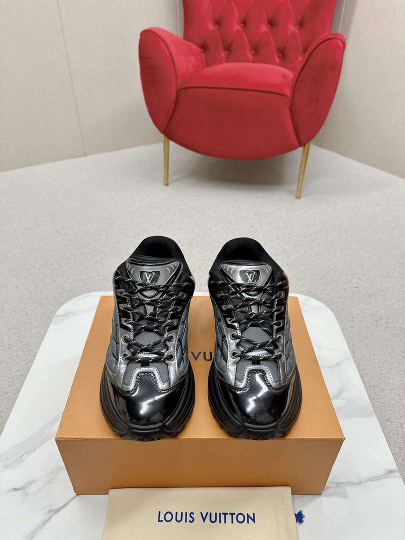 Louis Vuitton 1ABZ2X Women's Men's LV Discovery Lace Up L62348