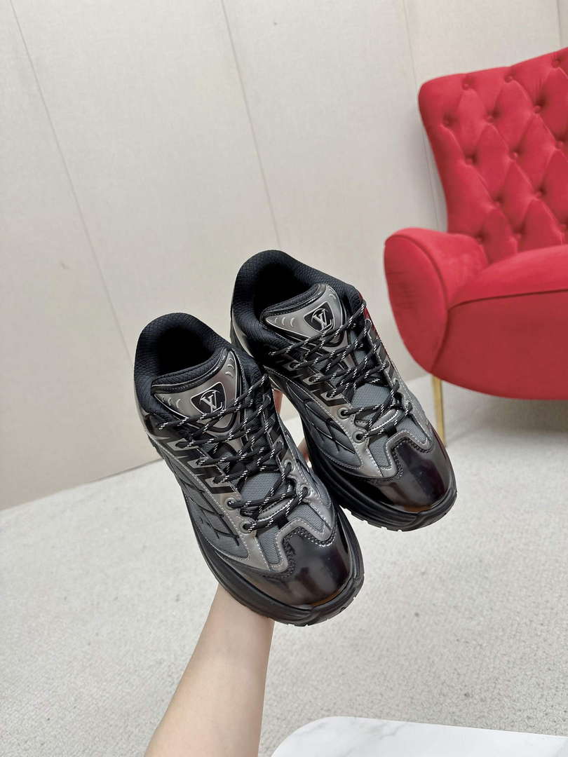 Louis Vuitton 1ABZ2X Women's Men's LV Discovery Lace Up L62348
