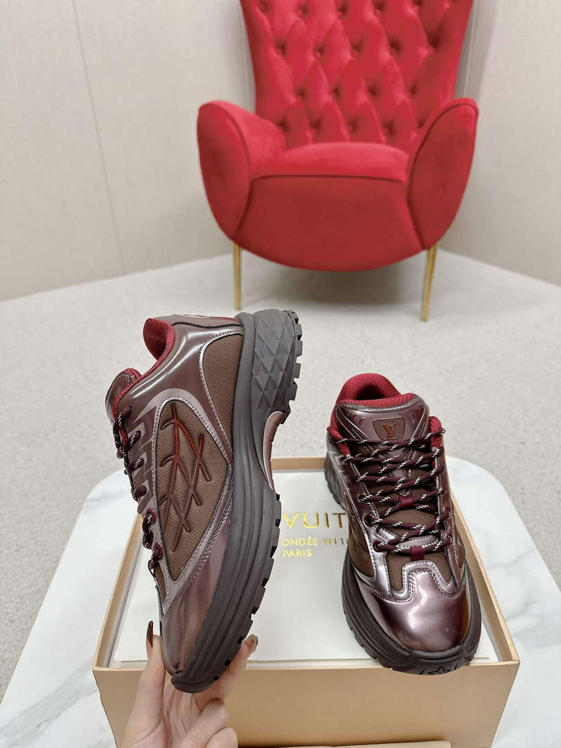 Louis Vuitton 1ABZ2X Women's Men's LV Discovery Lace Up L62351