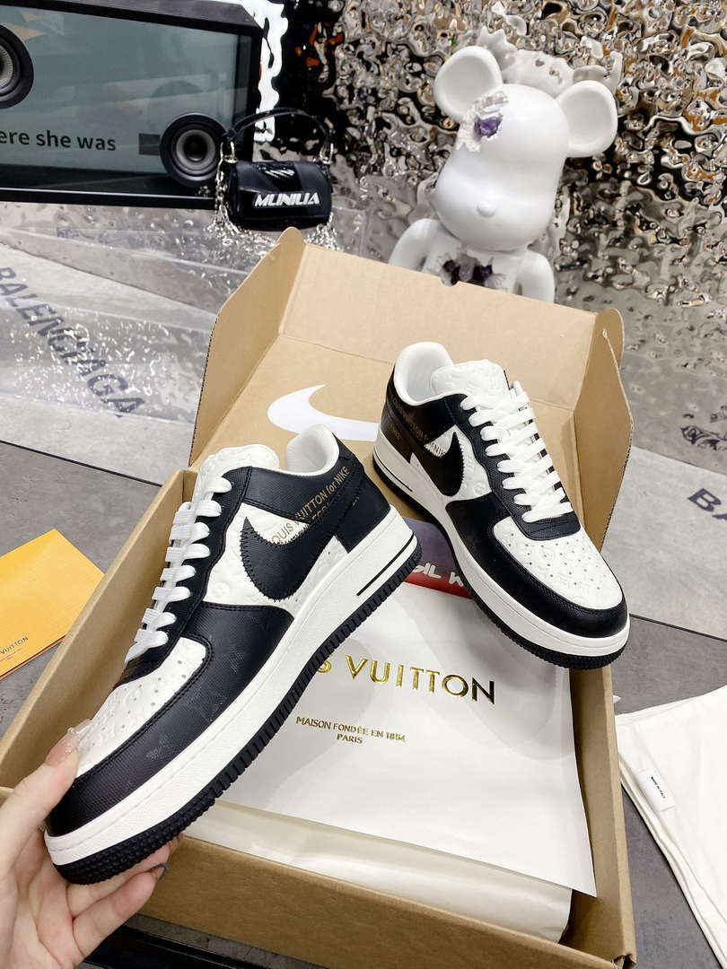 Louis Vuitton 1AC58D LV X Nike Air Force 1 Low By Virgil Abloh M601035 - Fmale-35 - View 4