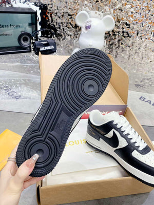 Louis Vuitton 1AC58D LV X Nike Air Force 1 Low By Virgil Abloh M601035 - Fmale-35 - View 9