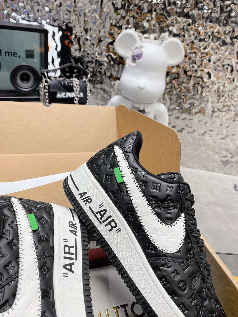 Louis Vuitton 1AC58D LV X Nike Air Force 1 Low By Virgil Abloh M601037 - Fmale-35 - View 8
